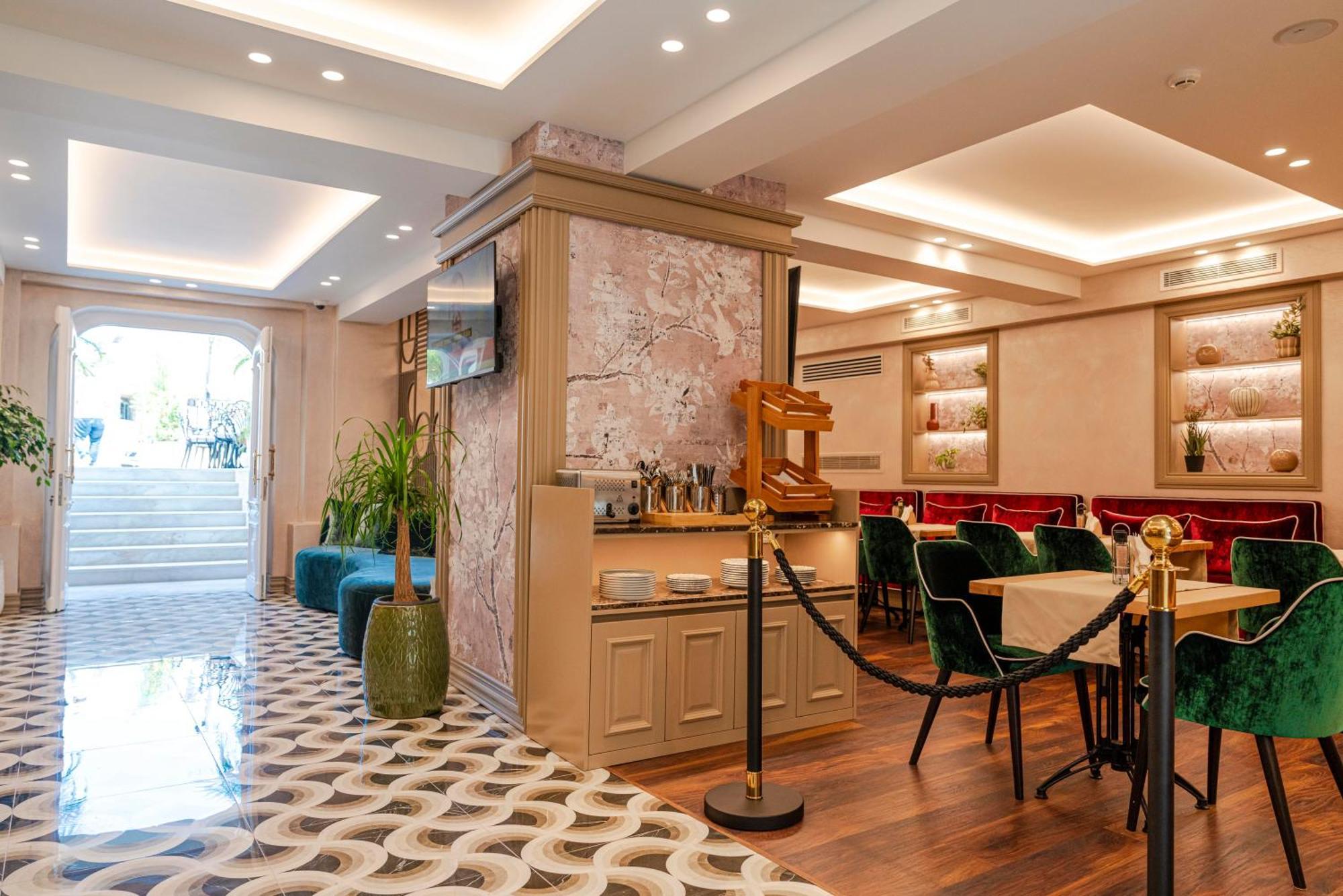 Art Gallery Boutique Hotel دراس المظهر الخارجي الصورة