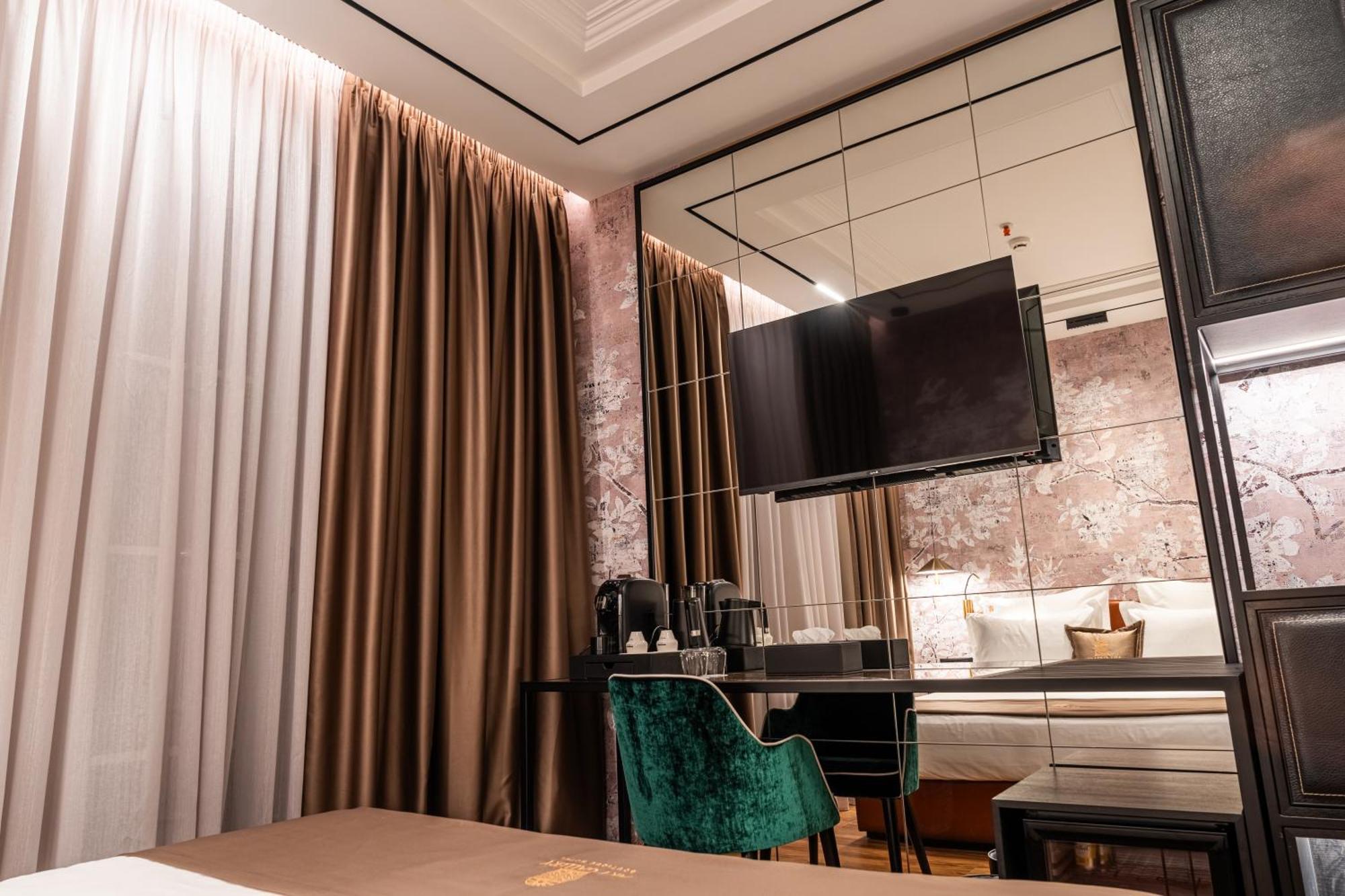 Art Gallery Boutique Hotel دراس المظهر الخارجي الصورة